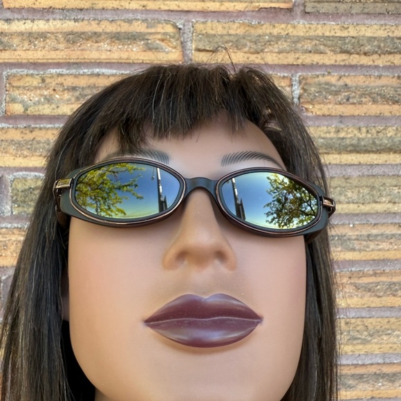 Maui Jim Hana MJ 124 10 Tortoise Brown
Frame & HCL Bronze Polarized 
Sunglasses - Picture 4 of 7